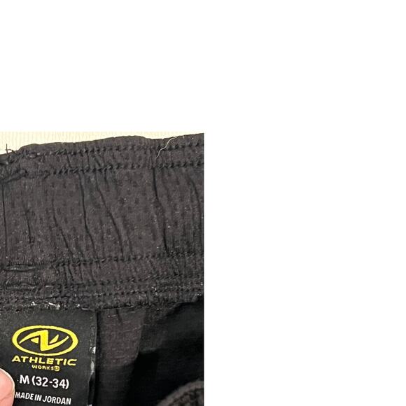 Athletic Works Black Thin Training Shorts Mens M (32-34) - Picture 3 of 3